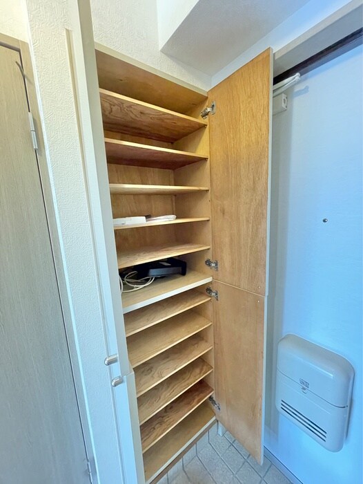 物件内観写真16　(靴箱)