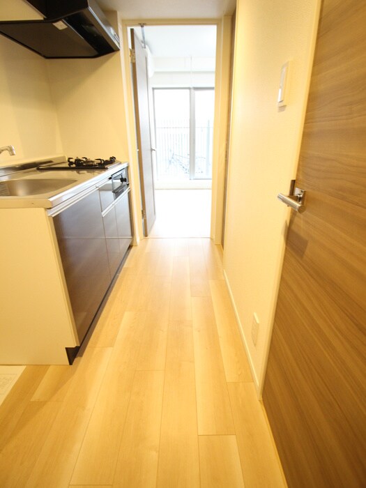 物件内観写真20　(廊下)