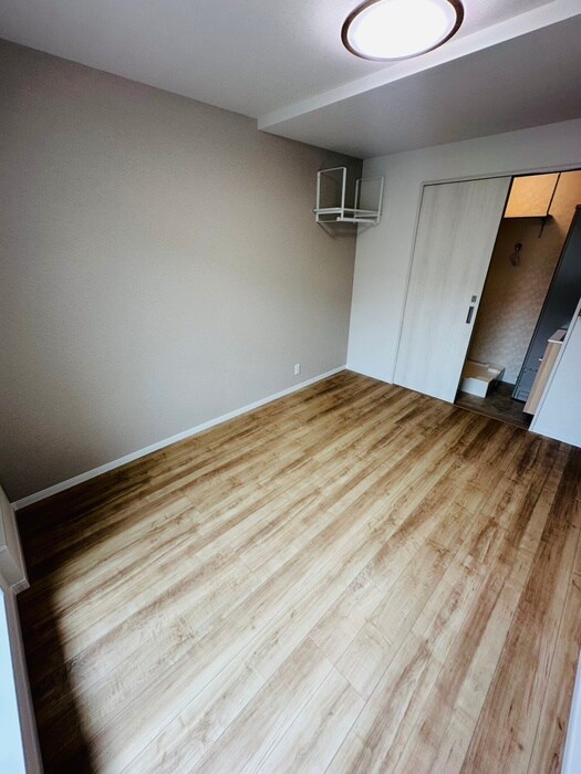 物件内観写真9　(居室)