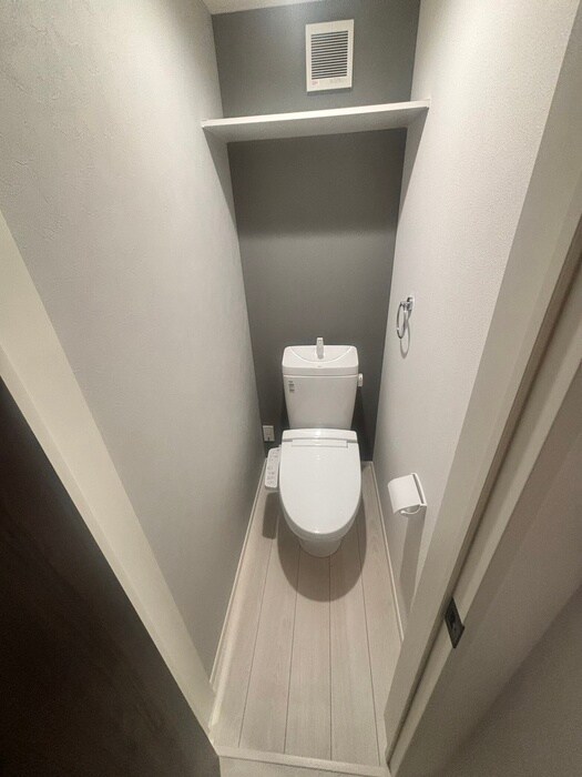 物件内観写真9　(トイレ)