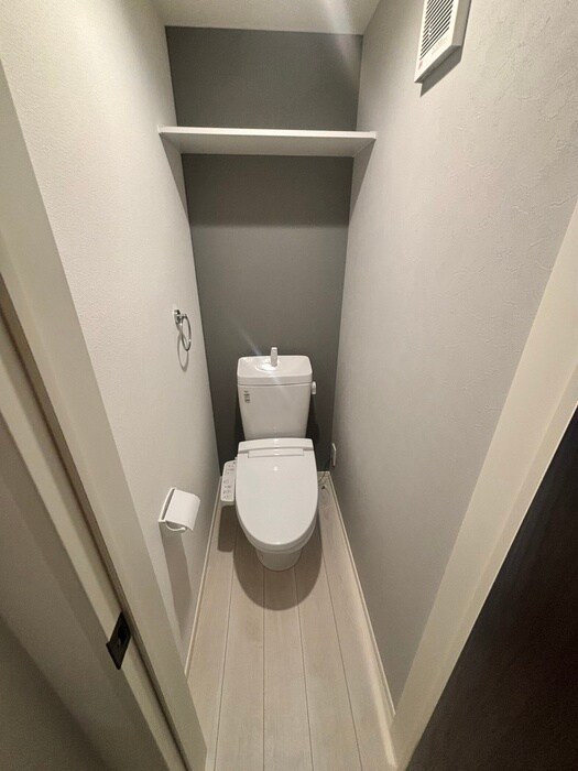 物件内観写真9　(トイレ)