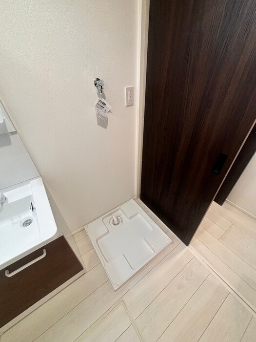 物件内観写真11　(洗濯機置場)