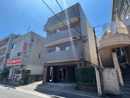 タウンコ－ト三鷹外観写真