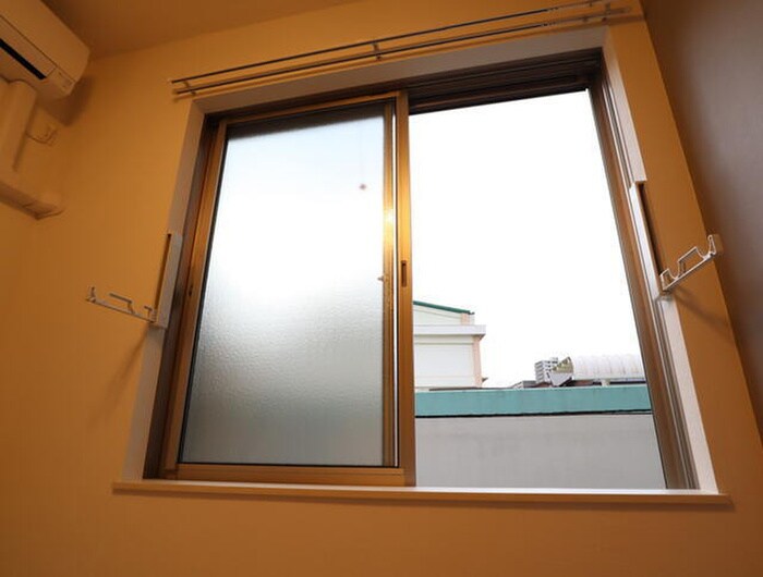 物件内観写真14　(室内からの展望)