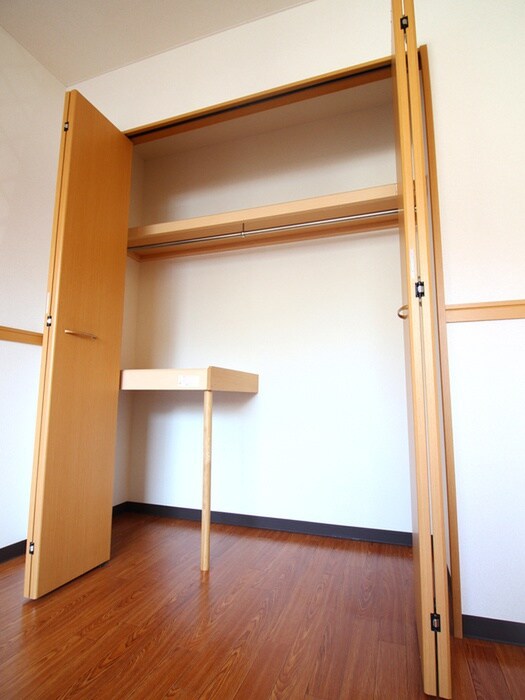 物件内観写真15　(収納)