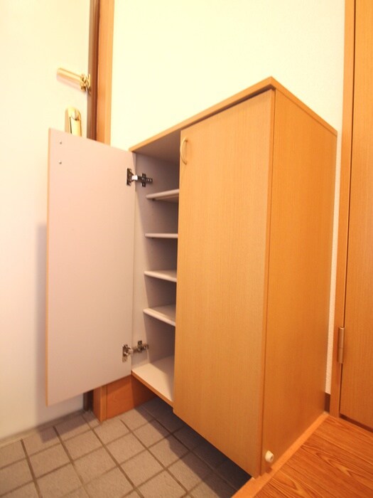物件内観写真16　(靴箱)