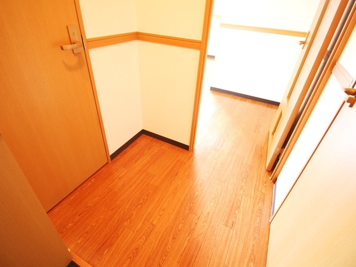 物件内観写真17　(廊下)