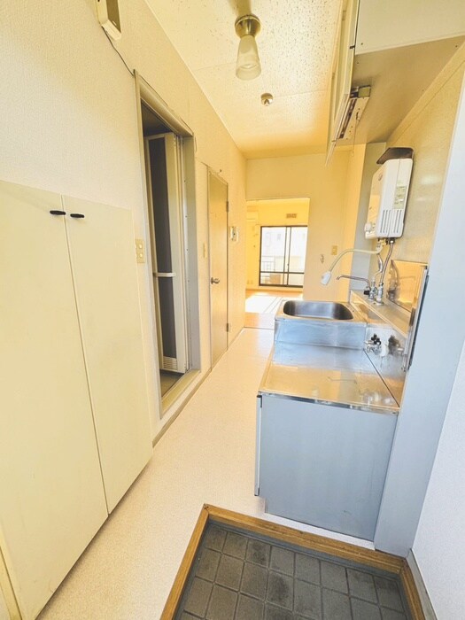 物件内観写真19　(廊下)