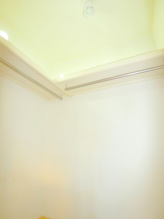 物件内観写真18　(収納)