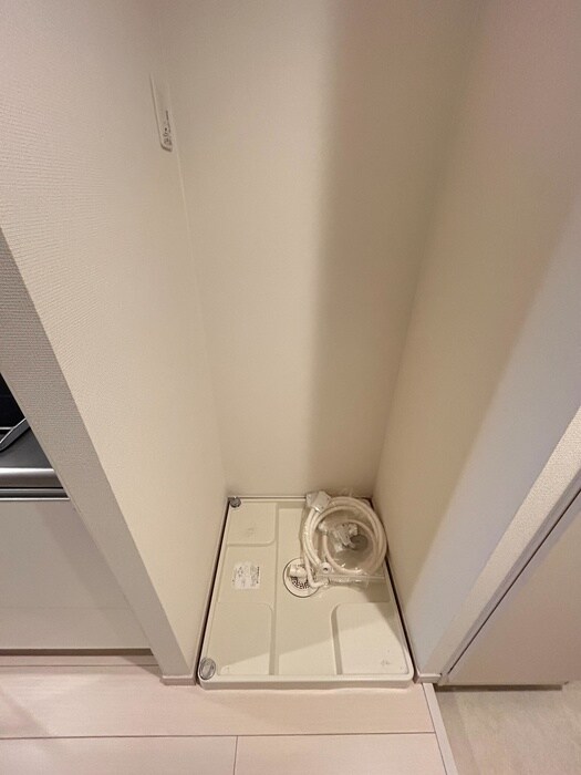 物件内観写真12　(洗濯機置場)