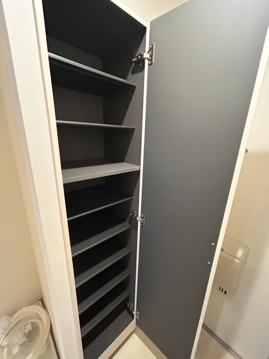 物件内観写真15　(靴箱)