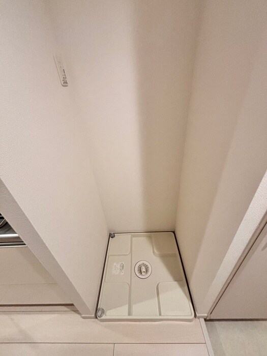 物件内観写真18　(洗濯機置場)