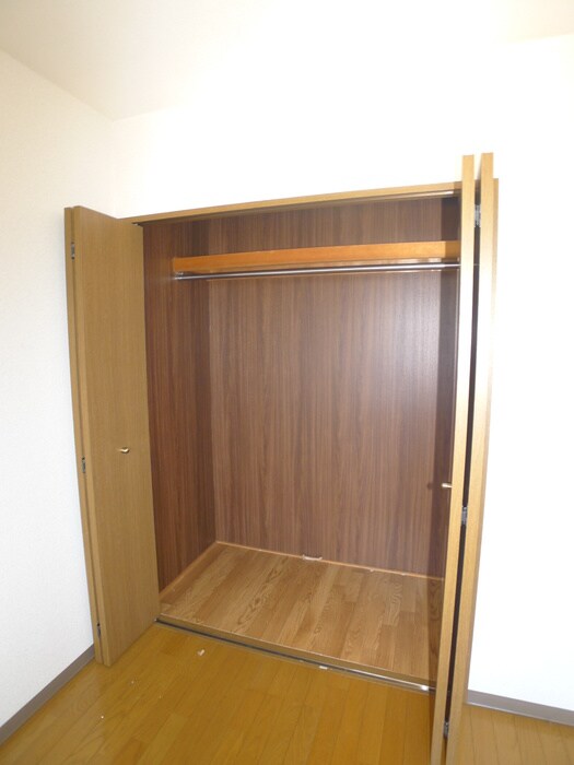 物件内観写真8　(収納)