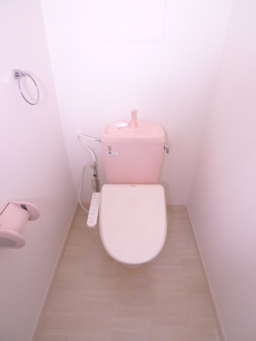 物件内観写真9　(トイレ)