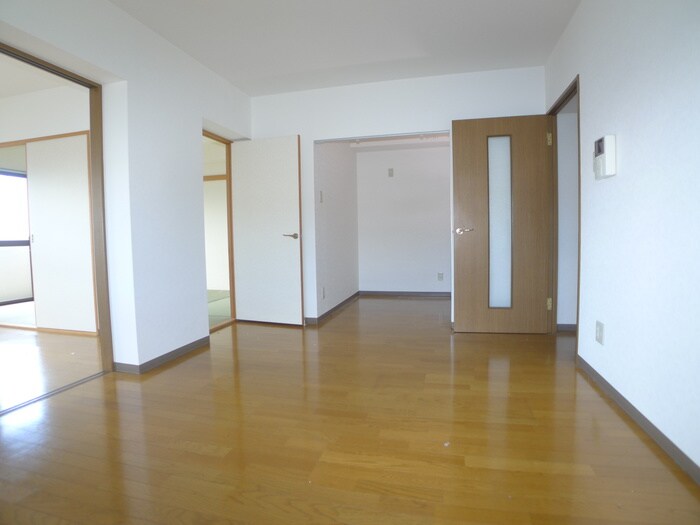 物件内観写真13　(居室)