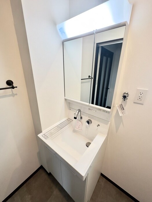 物件内観写真11　(洗面)