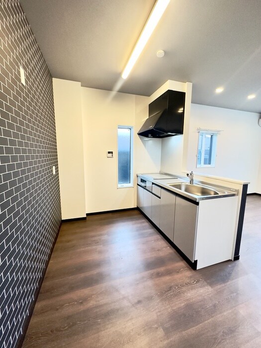 物件内観写真16　(廊下)