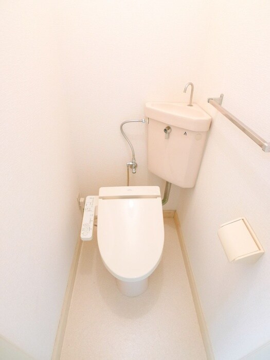 物件内観写真14　(トイレ)