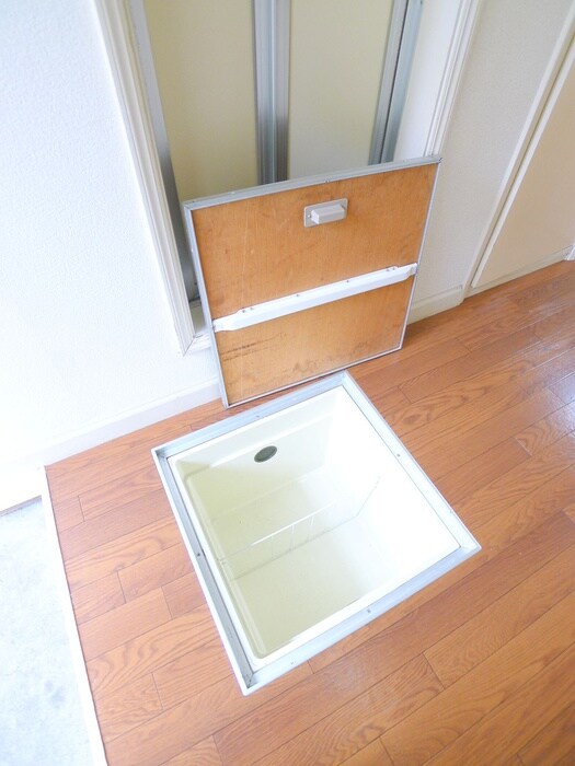 物件内観写真18　(収納)