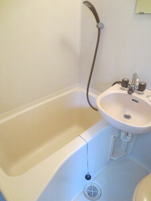 物件内観写真8　(バス／シャワールーム等)