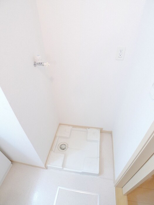 物件内観写真19　(洗濯機置場)