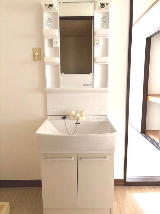 物件内観写真10　(洗面)