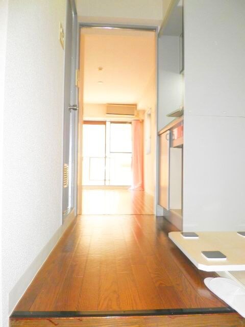 物件内観写真14　(廊下)