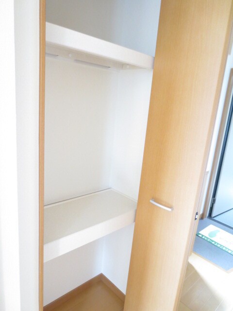 物件内観写真9　(収納)