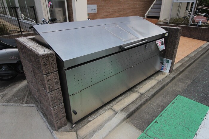 物件外観写真4　(建物設備)