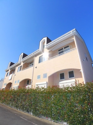 メゾン・カルム外観写真