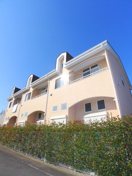 メゾン・カルム外観写真