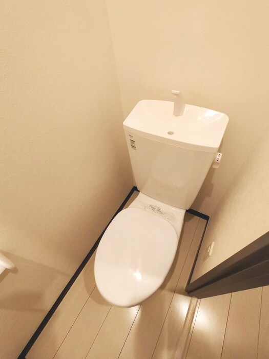 物件内観写真16　(トイレ)