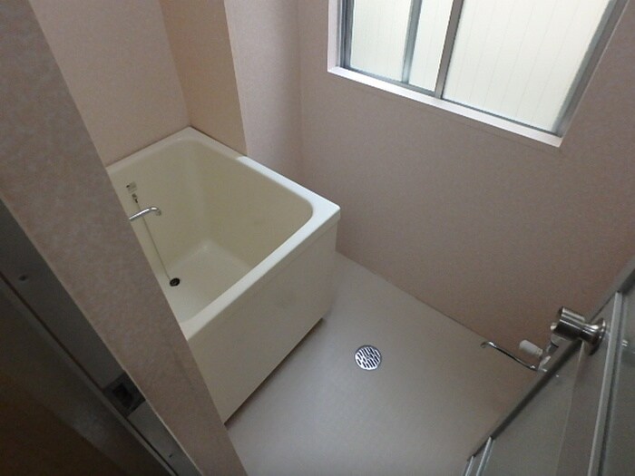 物件内観写真8　(バス／シャワールーム等)