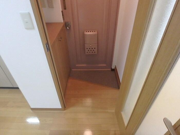物件内観写真22　(玄関)