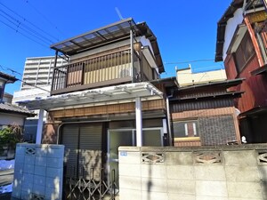 高木貸家外観写真