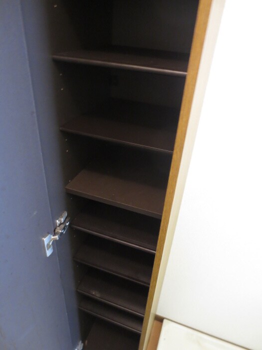 物件内観写真15　(靴箱)