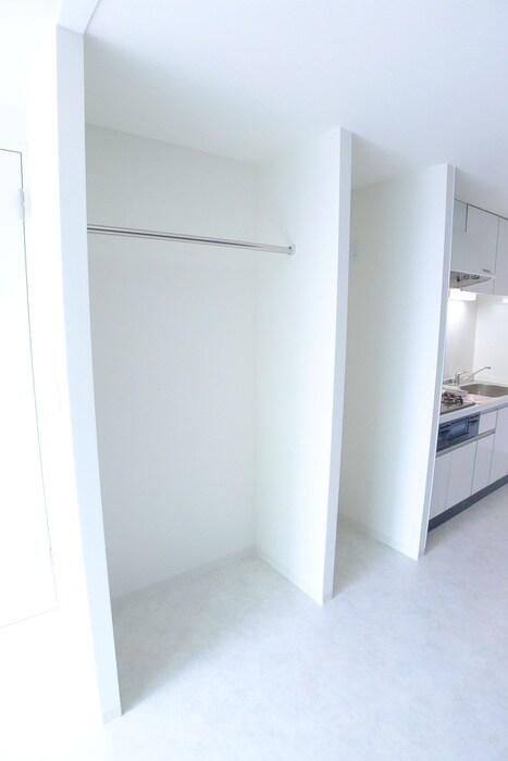 物件内観写真13　(収納)