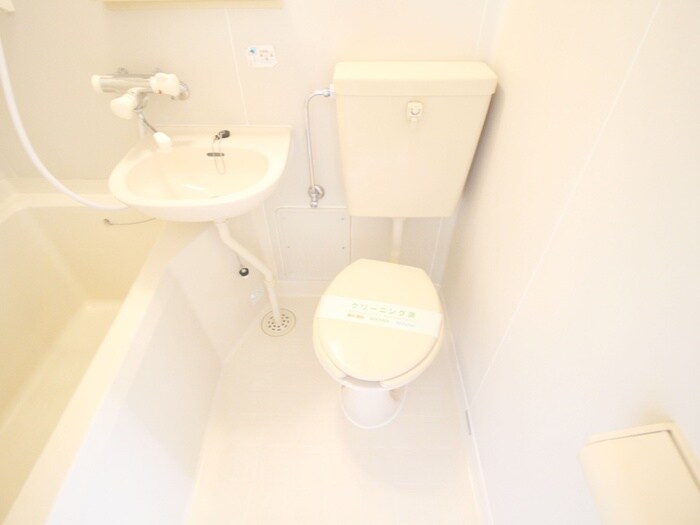 物件内観写真12　(トイレ)