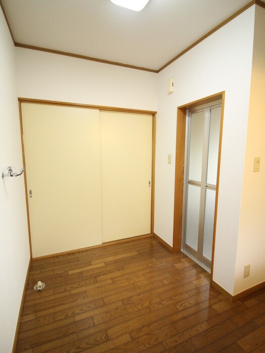 物件内観写真17　(居室)