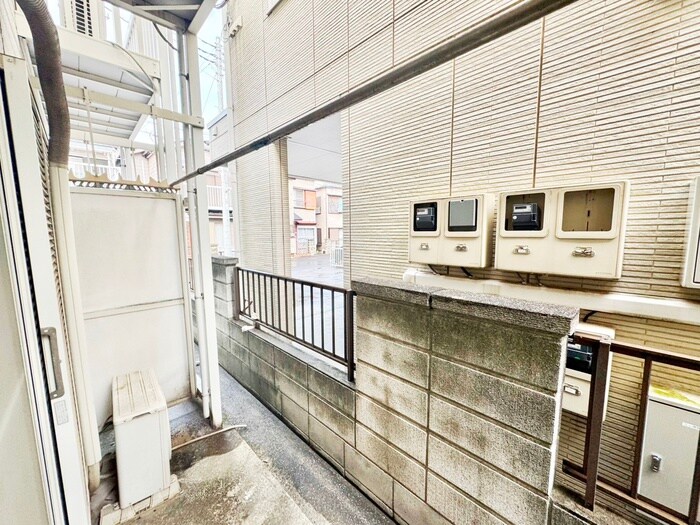 物件内観写真22　(室内からの展望)