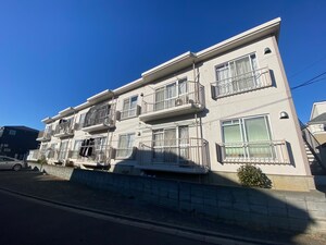 エスポワ－ル平外観写真