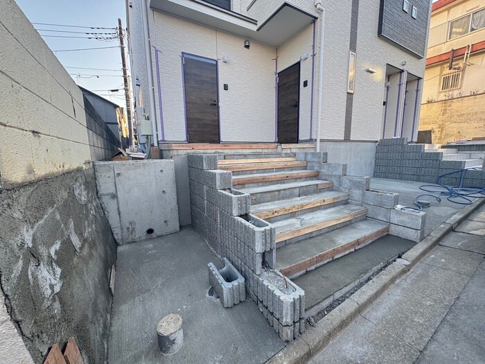 物件外観写真5　(外観写真)