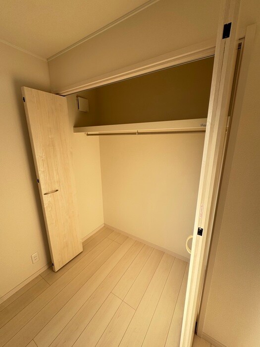 物件内観写真10　(収納)