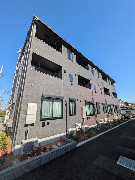 物件外観写真2　(外観写真)