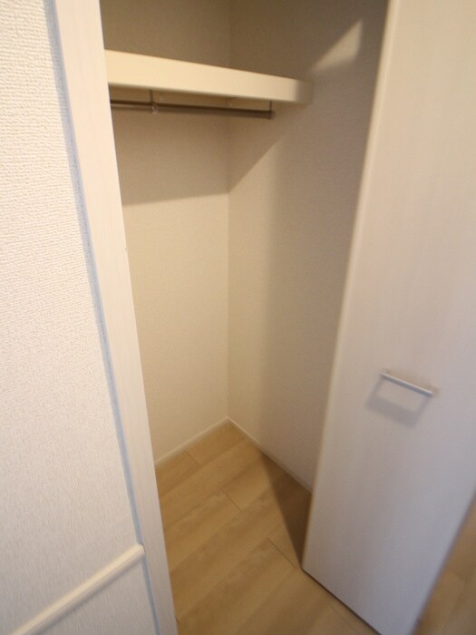 物件内観写真10　(収納)