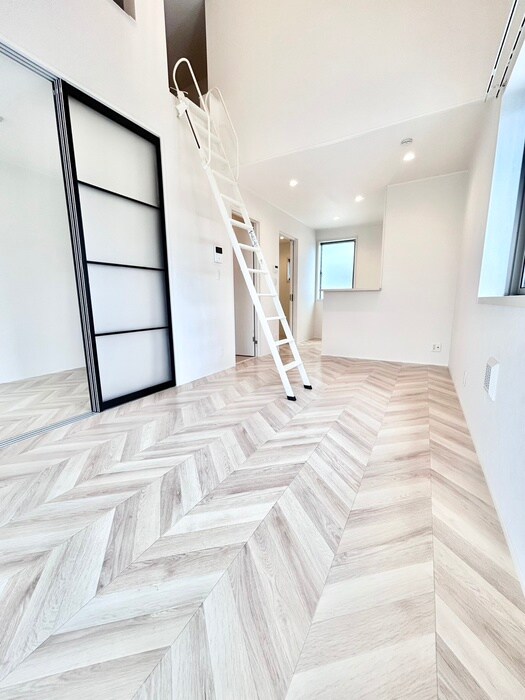 物件内観写真8　(居室)