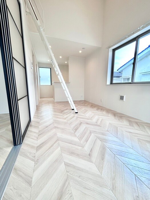 物件内観写真9　(居室)