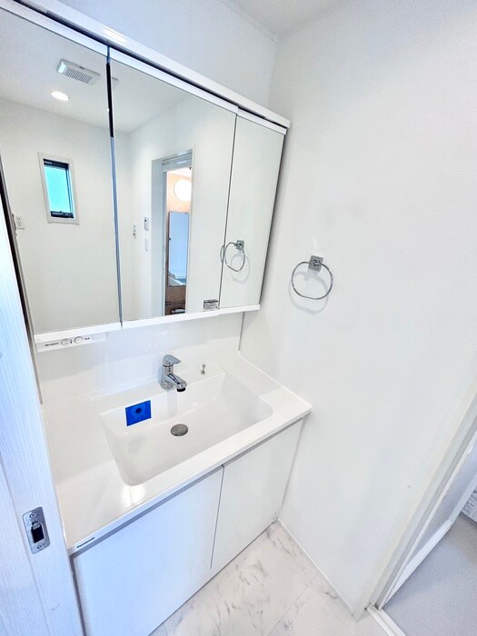 物件内観写真15　(洗面)