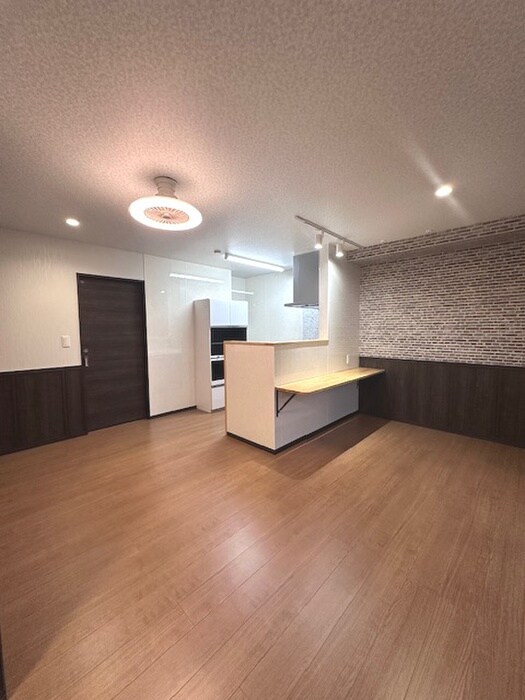 物件内観写真4　(居室)