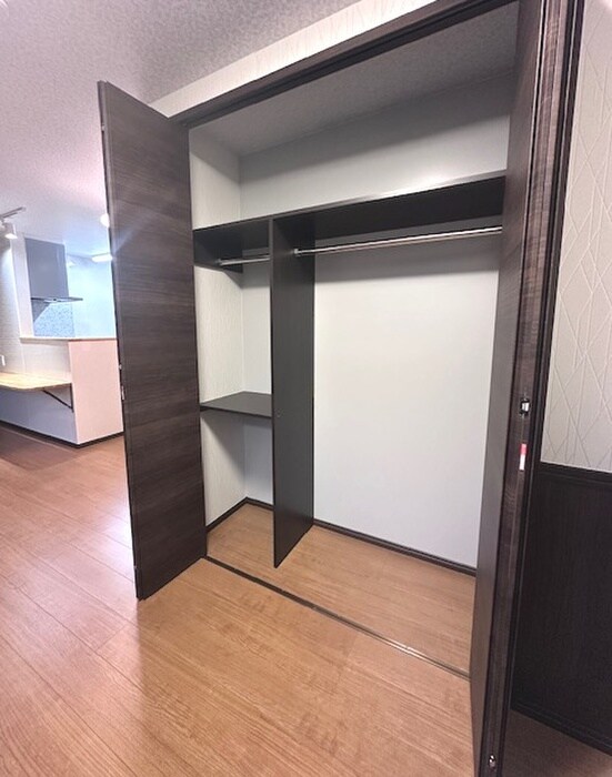 物件内観写真6　(収納)